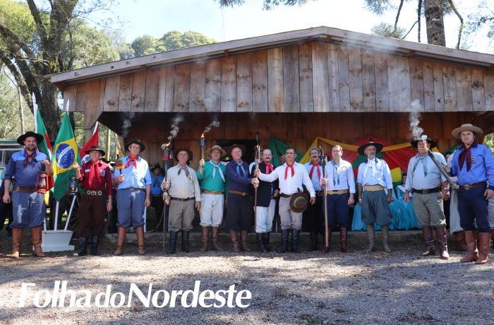 Acolhimento da centelha da Chama Crioula marca início dos Festejos Farroupilha em Capão Bonito do Sul