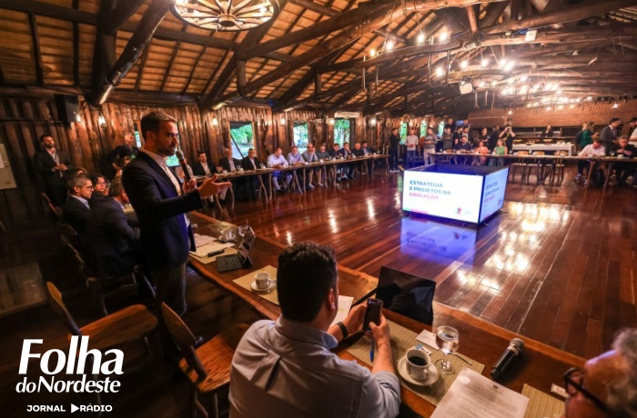 Governador apresenta a deputados projetos sobre educação que serão encaminhados à AL