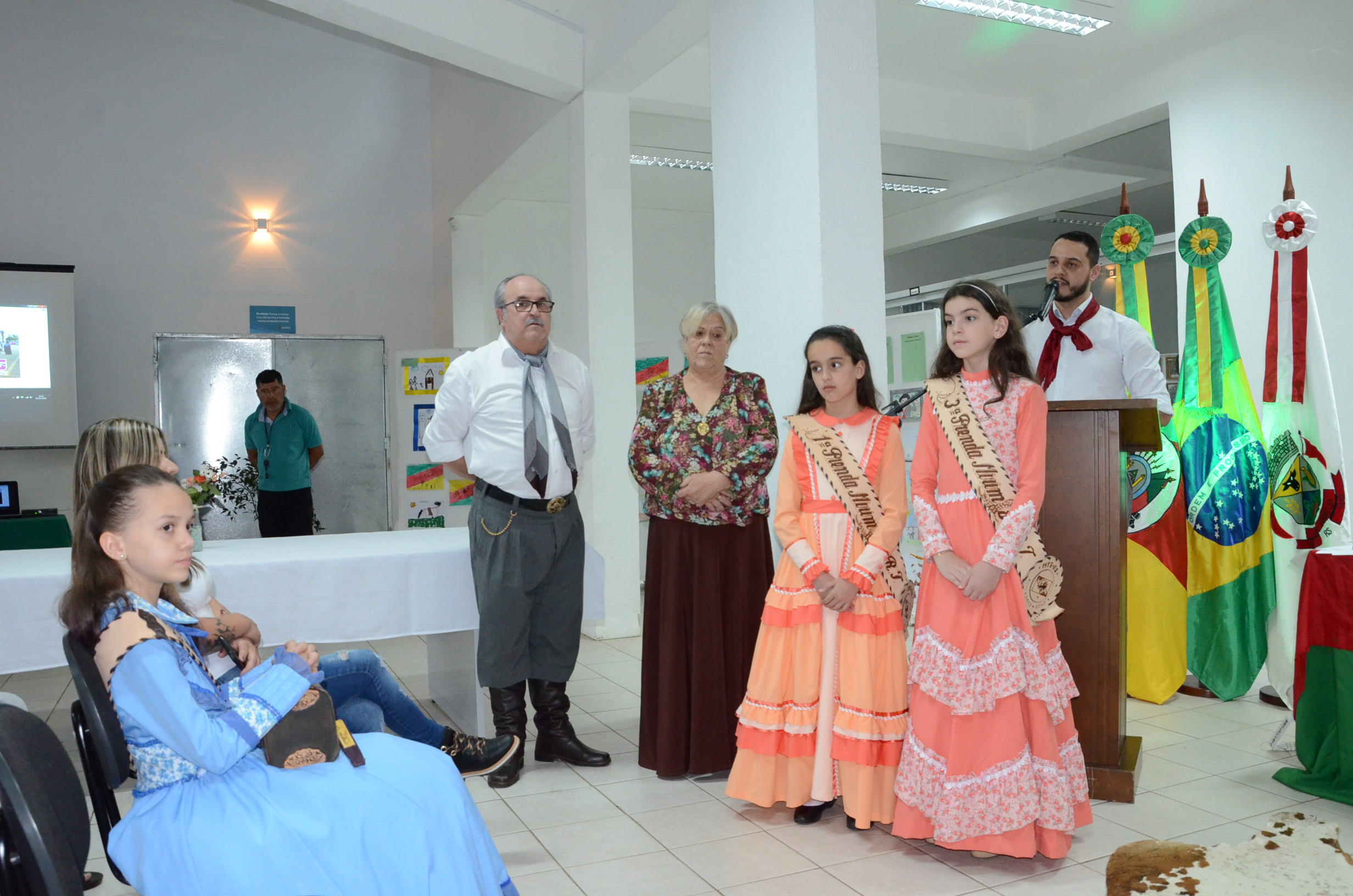 Semana Farroupilha 2019 efetua entrega de Troféus com Café Campeiro