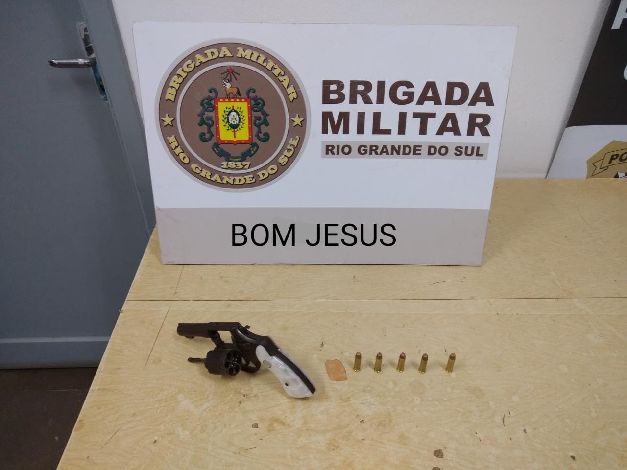 Bom Jesus: Brigada Militar efetua prisão por porte ilegal de arma