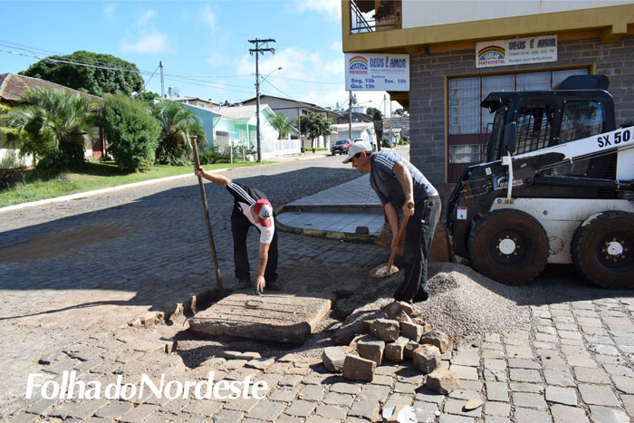 Ibiraiaras: Melhorias são realizadas nos trechos da rua Augusto Pomatti
