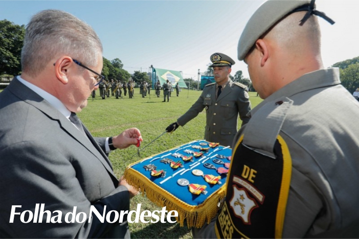 No Dia das Polícias, Brigada Militar entrega Espadim Tiradentes para 69 alunos-oficiais