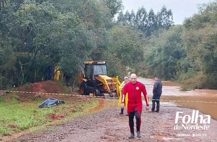  Homem morre após carro ser levado pela correnteza em Mato Castelhano