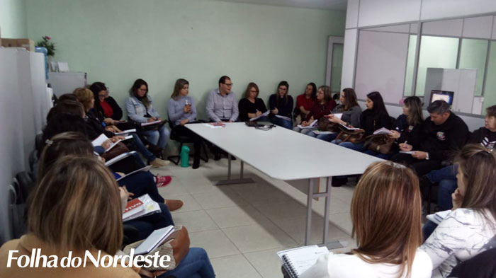 SMECD realiza reunião com membros da rede municipal de educação 