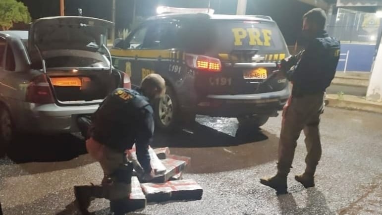 Em Lagoa Vermelha, PRF prende  homem com 60 kg maconha 