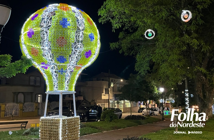 Avenida Afonso Pena recebe decoração de Natal