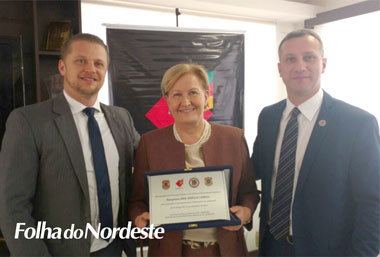 SINPEF/RS e SINPRF-RS prestam homenagem à senadora Ana Amélia
