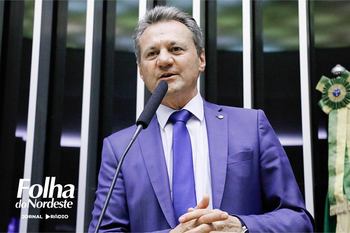 Giovani Cherini entrega escavadeira hidráulica e participa de reunião do Partido Liberal em Lagoa Vermelha
