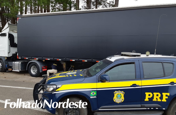 PRF recupera carreta clonada na BR 116 em Vacaria