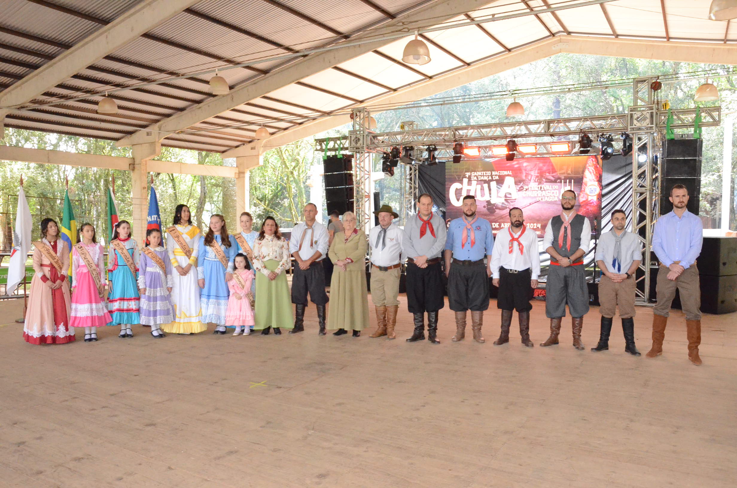 Lagoa Vermelha sedia 7º Sapateio Nacional da Dança da Chula e o 2º Festival do Churrasco