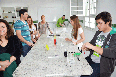 Mostra do Conhecimento envolveu alunos e professores do Bom Jesus 