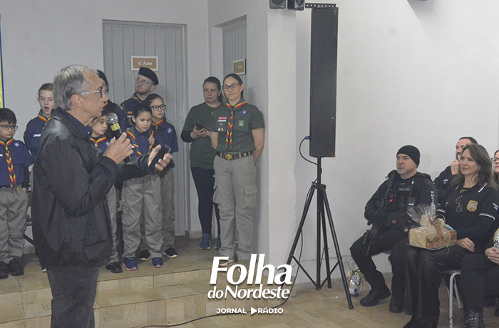 Alvício Teles ressalta civismo e presta homenagem à Polícia Civil