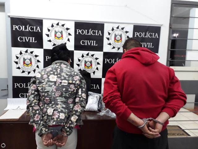 Duas pessoas são presas pelo tráfico de drogas na Operação Flamengo