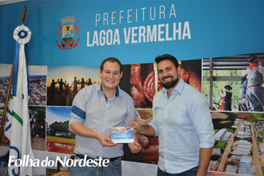 Prefeito Gustavo Bonotto recebe homenagem no dia do Prefeito