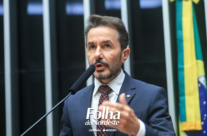 Projeto propõe redução de impostos para equipamentos de irrigação no campo