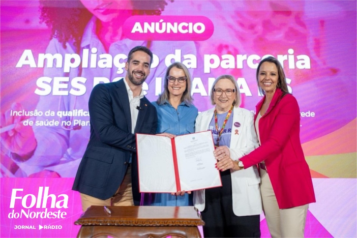 Outubro Rosa é aberto no Palácio Piratini com novo programa de apoio às mulheres com câncer de mama