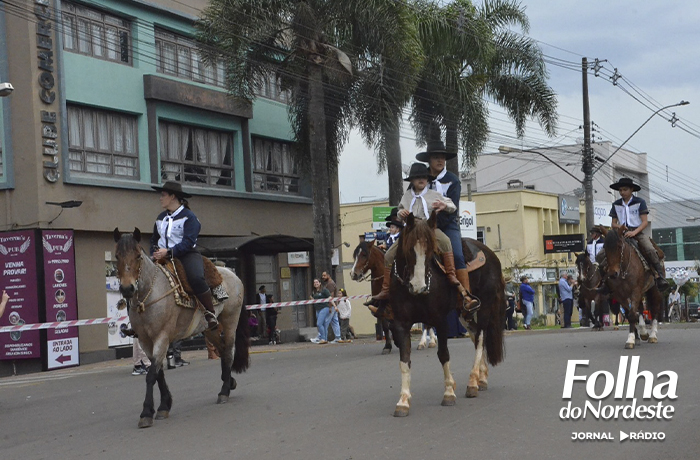 Piquete Rincão da Esperança celebra tradição no Desfile Farroupilha 2025