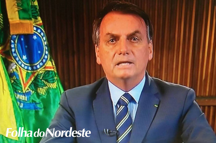 Bolsonaro anuncia revogação de trecho de MP que permitia suspensão de trabalho e salários por até quatro meses