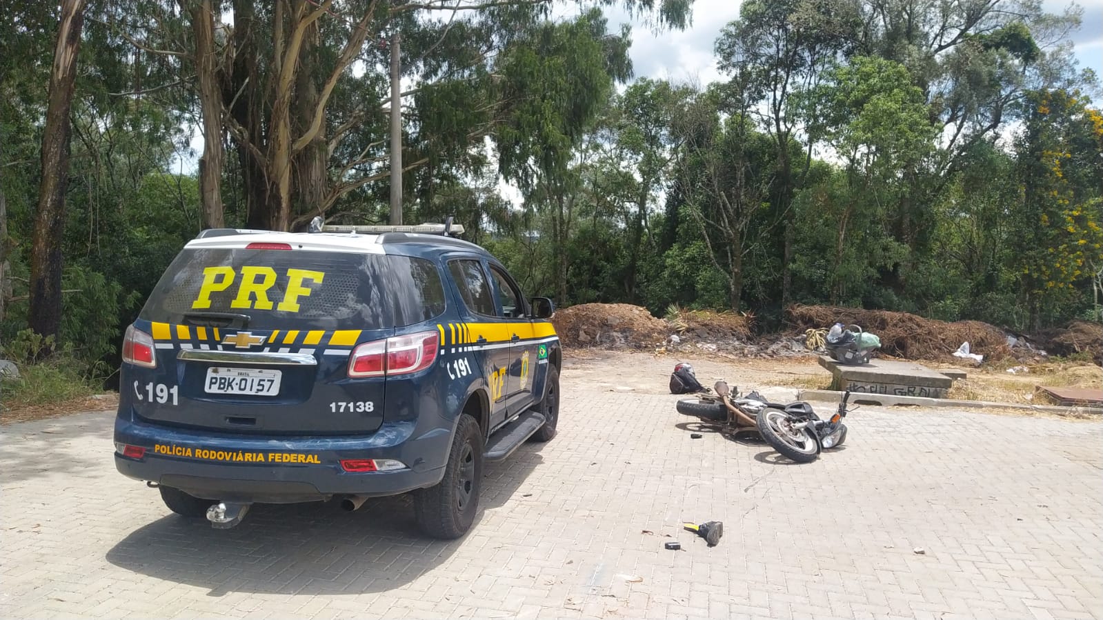 Traficante é preso com 240 pedras de crack 