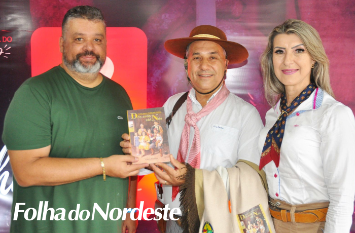 Dos avós até nós, poesias de Lauro Teodoro no Rodeio