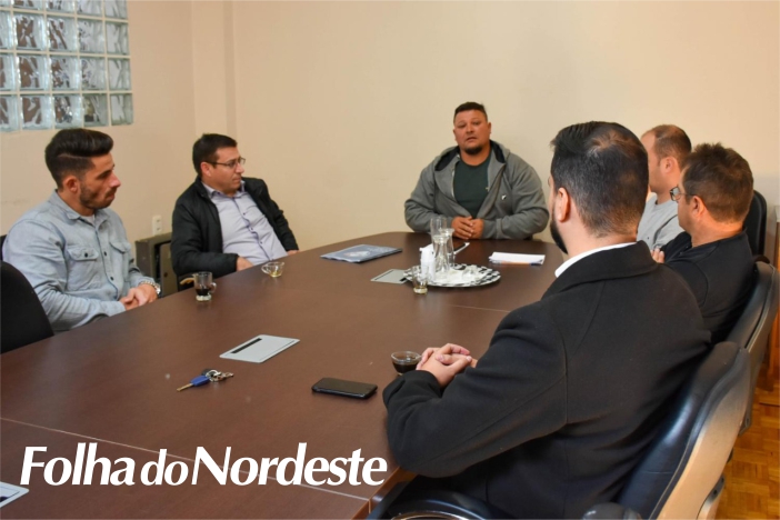 Presidente Vardão recebe diretoria do Lagoa Esporte Clube