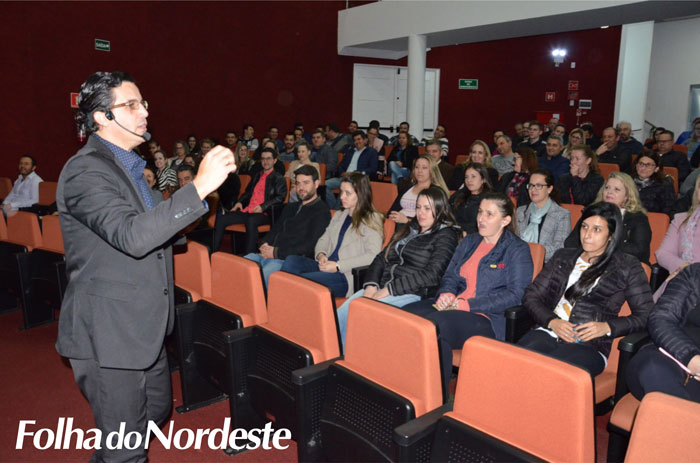 Palestra com Dalmir Sant´Anna é realizada na Casa da Cultura
