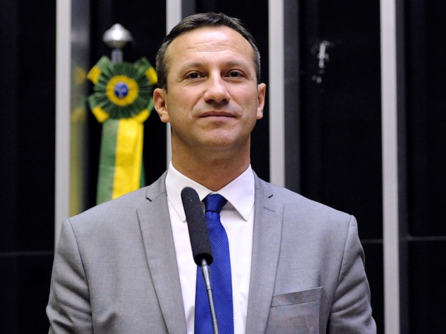 Sanderson visita Lagoa Vermelha em agosto