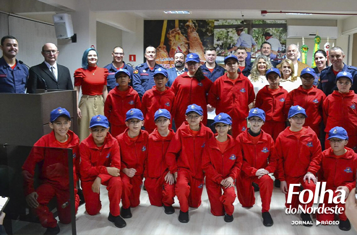 Câmara de Vereadores de Lagoa Vermelha homenageia bombeiros do 5º BBM em sessão solene