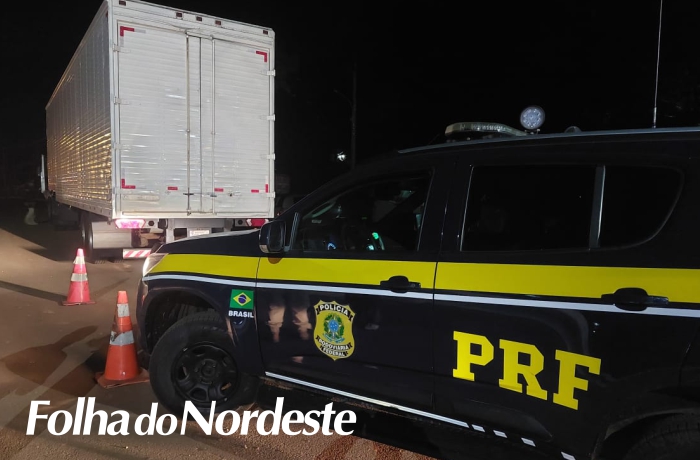 Dois caminhões com quase um milhão de maços de cigarro são apreendidos pela PRF