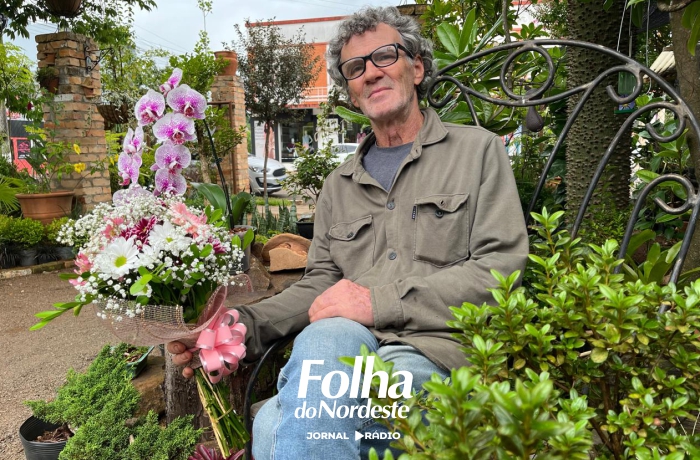 Dar flores segue como gesto forte nas relações, afirma Paulo Rosa