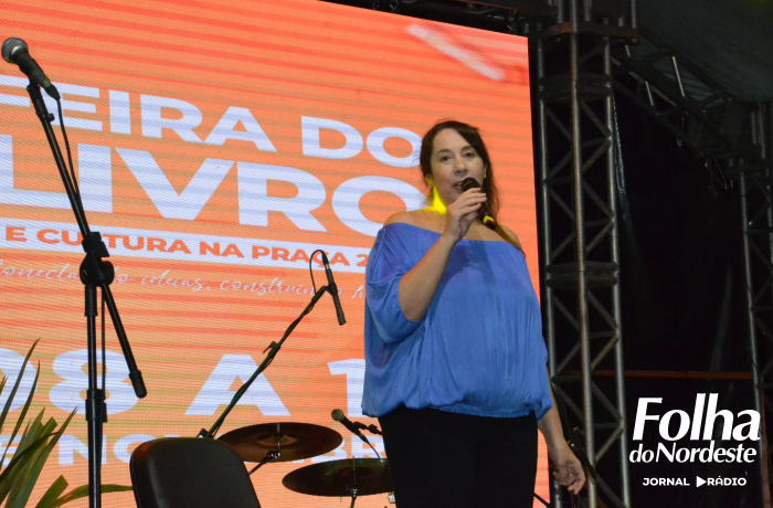 Abertura oficial da Feira do Livro e Cultura na Praça 2023 contou com a Patrona Paula Pimenta