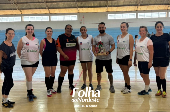Escolinha de Futsal de Caseiros encerra atividades de 2025 com confraternização