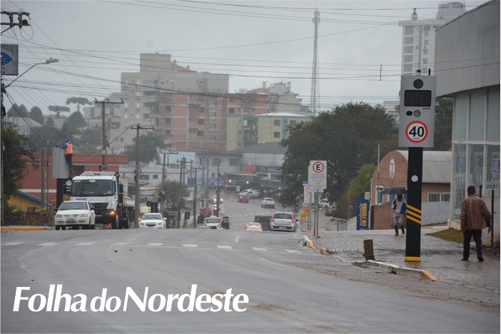 Inicia instalação de controladores de velocidade na Avenida Presidente Vargas