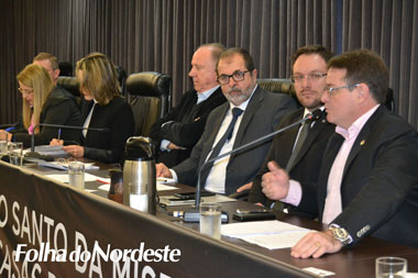 Santini debate a crise hospitalar na OAB