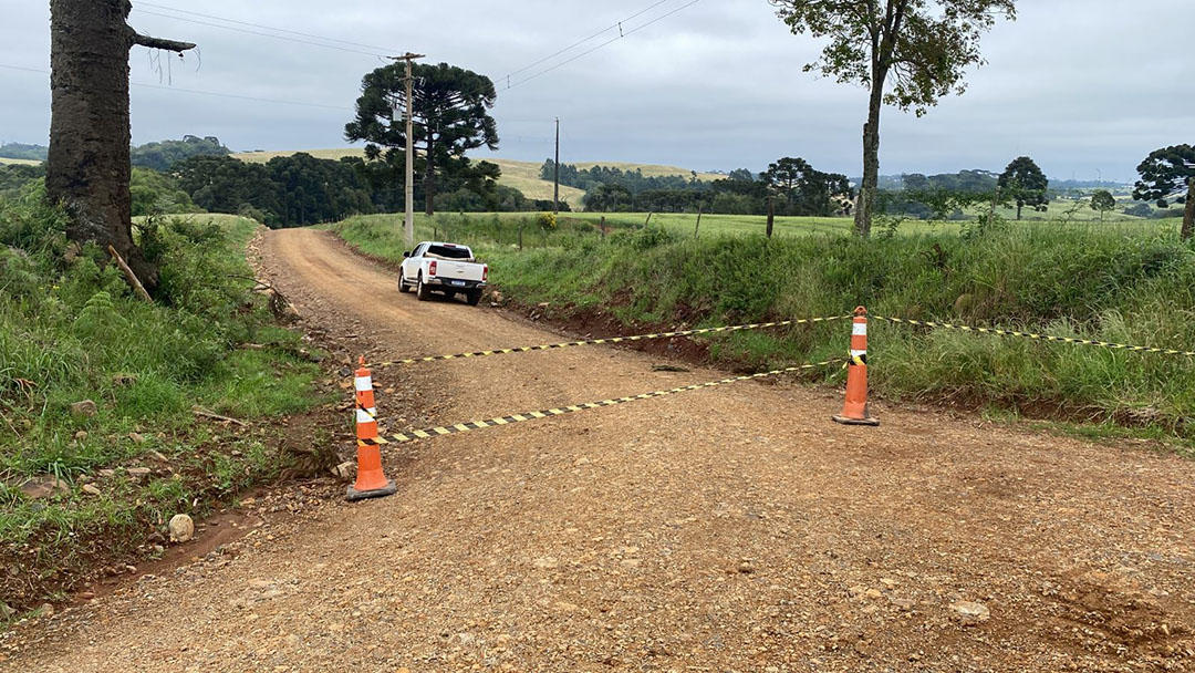 Estrada do Quebra-Dente: trecho interrompido para melhorias 