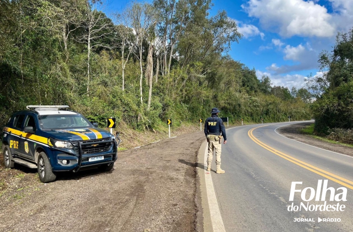PRF apreende 100 mil dólares sem comprovação de origem em Vacaria