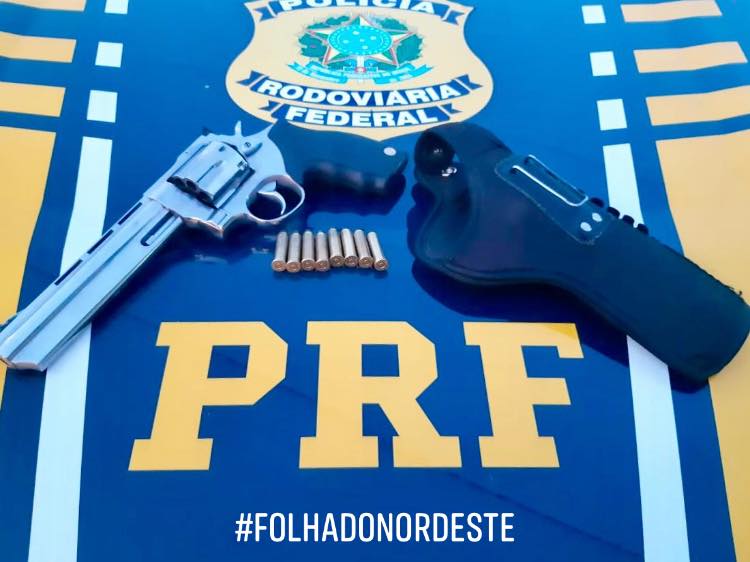 PRF prende homem por porte ilegal de arma em Lagoa Vermelha