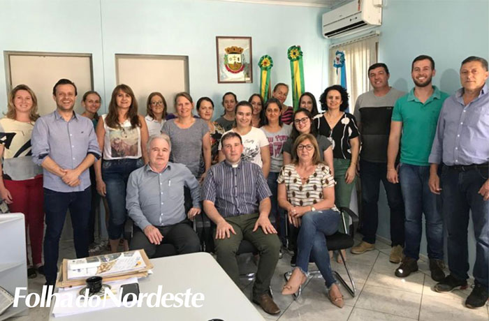 Pároco João Carlos Zanella recebe agradecimentos de São João da Urtiga