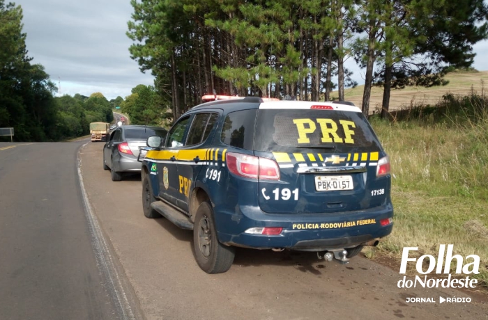 PRF apreende R$ 108 mil sem origem comprovada na BR-116 em Vacaria