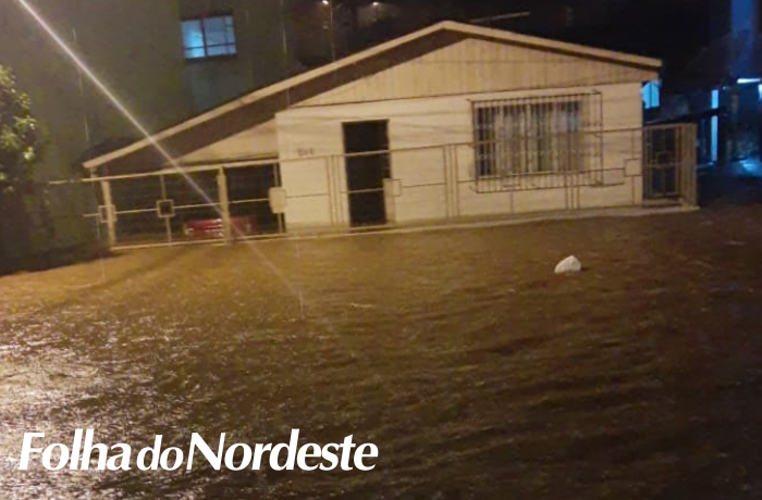 Muita chuva em Lagoa Vermelha causa alagamentos em diversos bairros