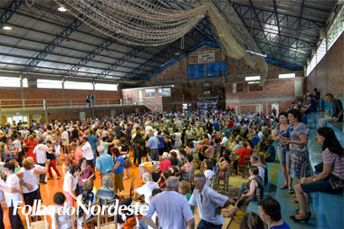 Baile da Terceira Idade reúne mais de mil pessoas em São Jorge