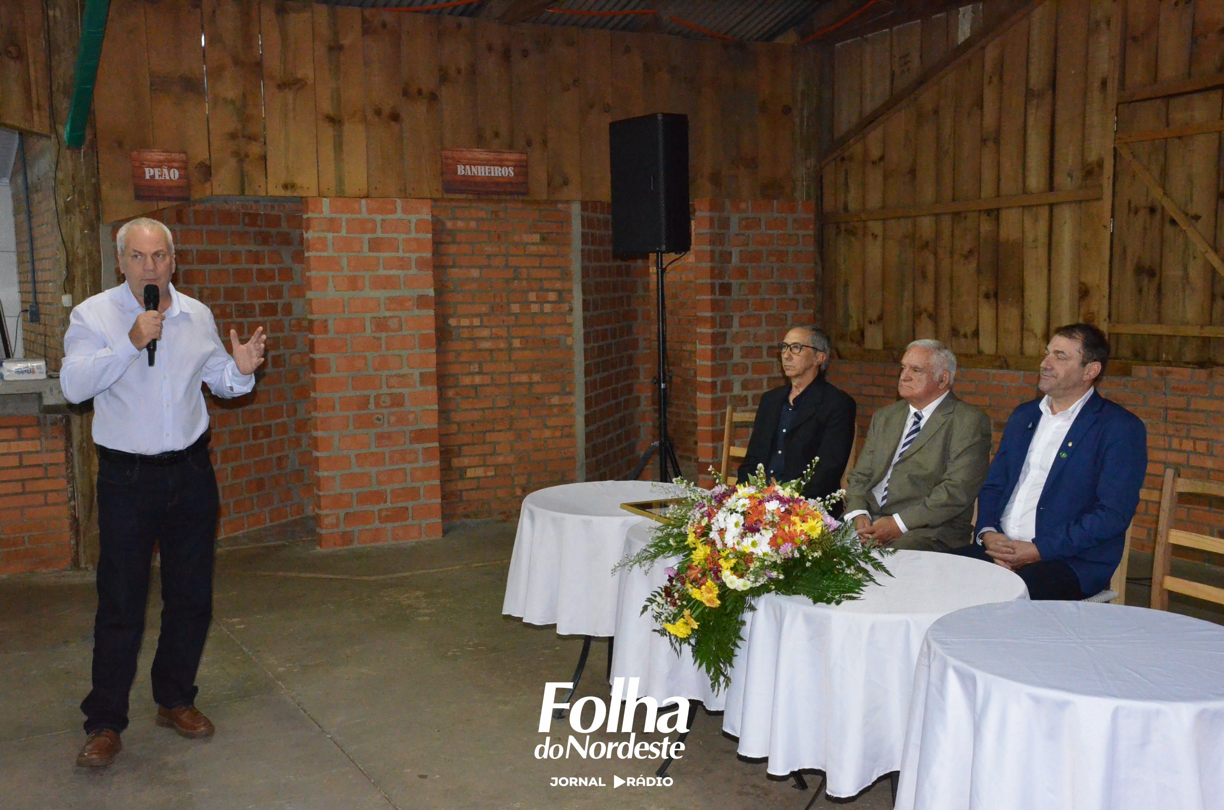 Prefeito Eloir Morona destaca legado de Aldoir Nepomuceno durante homenagem da Assembleia Legislativa