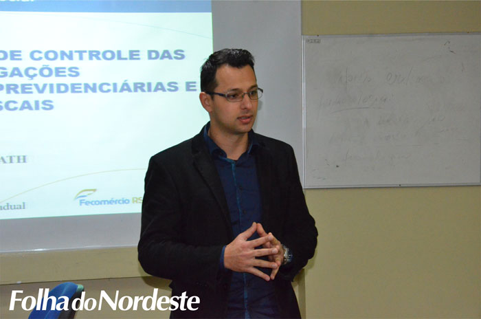 CDL promoveu café palestra sobre o eSocial
