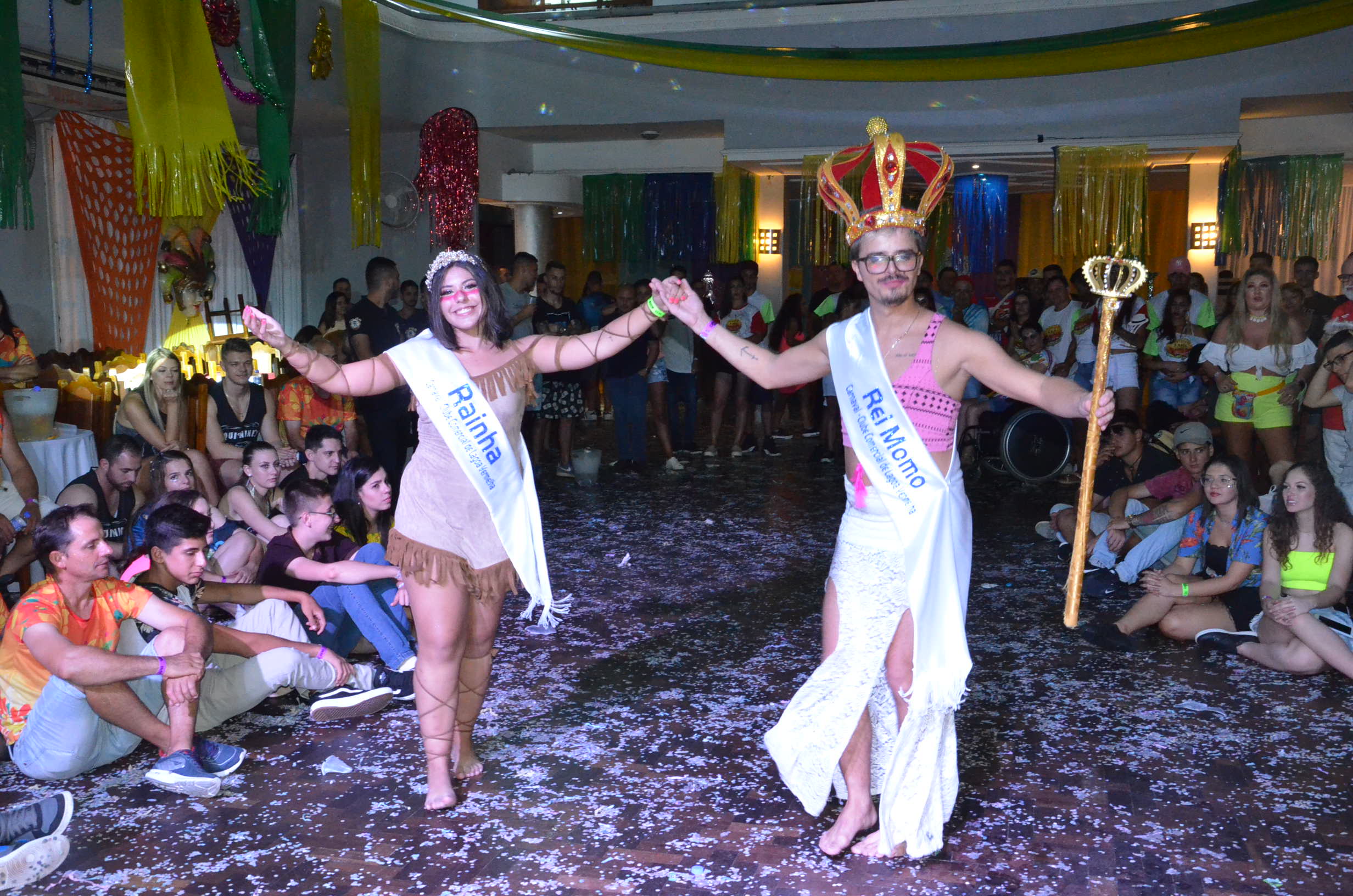 Rainha do Carnaval 2021 é Camily Scheidt