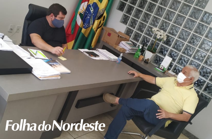 Prefeito de Ibiraiaras recebe a visita do diretor da Folha do Nordeste