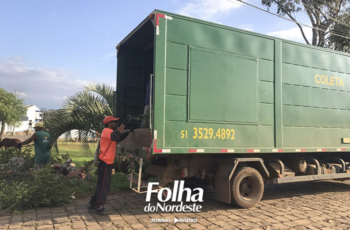 Poda e recolhimento de galhos chegam a dez bairros de Lagoa Vermelha na Etapa 3 do cronograma