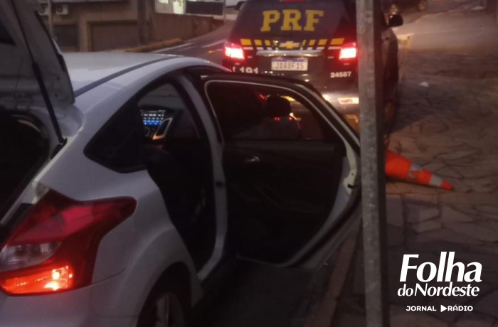 PRF prende homem com mandado de prisão por receptação e posse irregular de arma de fogo em Caxias do Sul