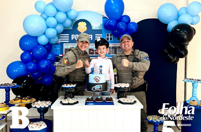 Aniversário com farda: menino de 5 anos realiza sonho com a presença da Brigada Militar