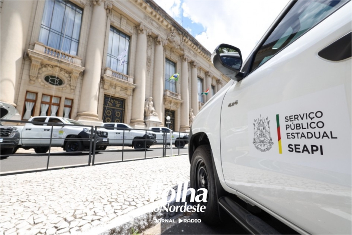 Governo do RS entrega novas caminhonetes e reforça atuação da Agricultura no interior do Estado