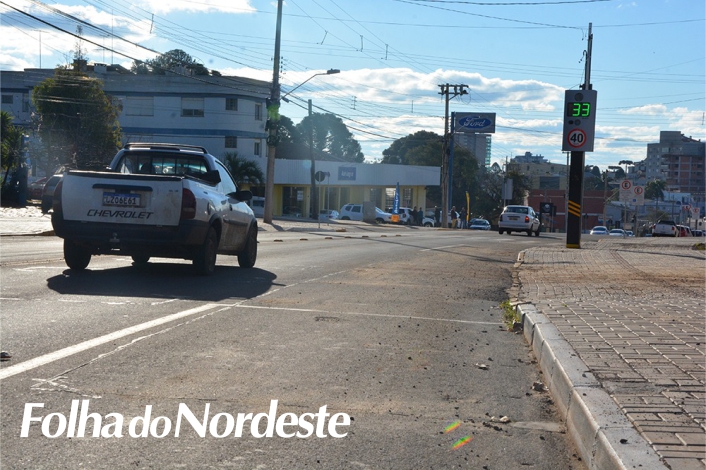 Lombadas eletrônicas na Avenida Presidente Vargas começarão a operar nesta semana